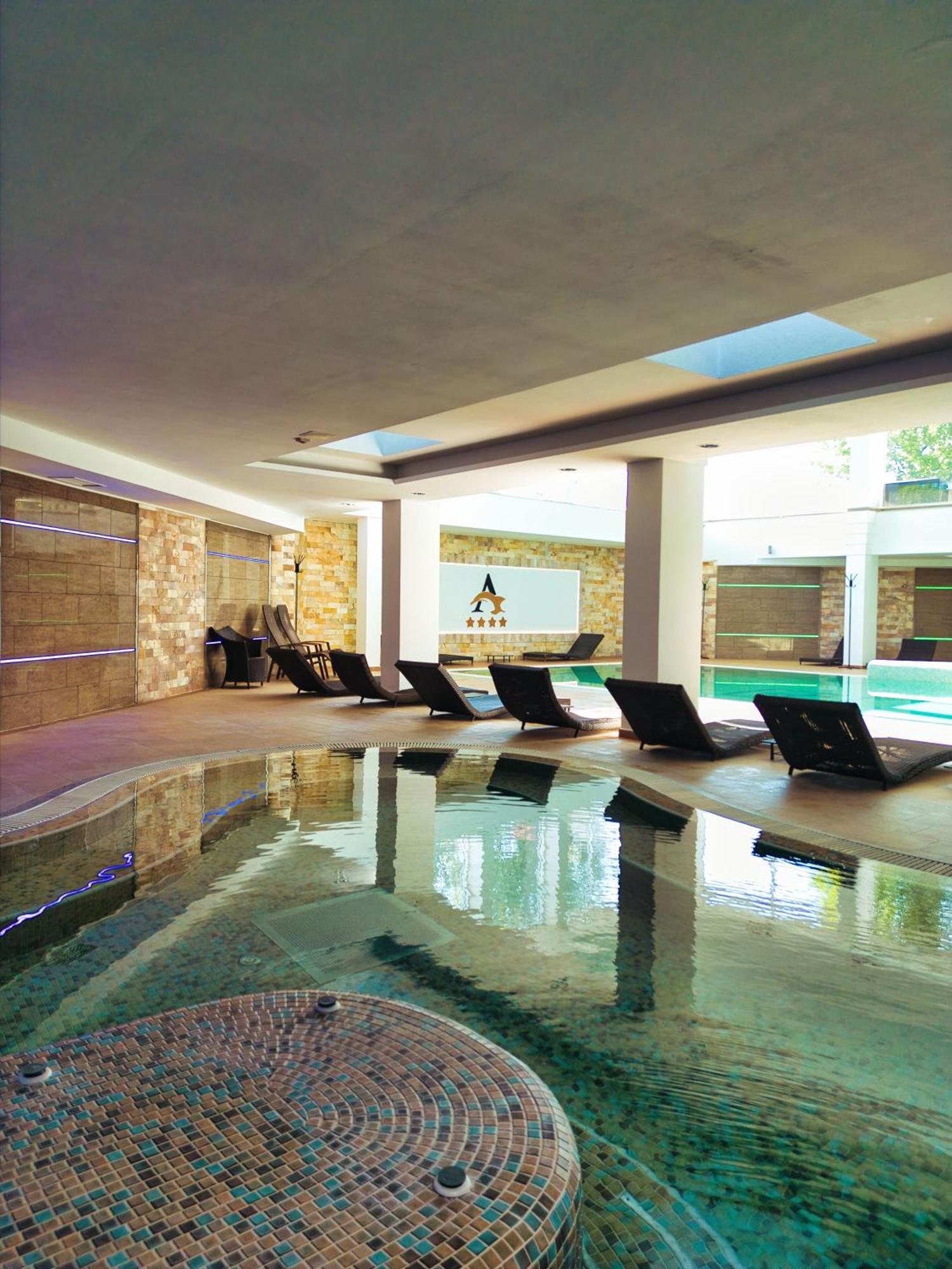 Hotel Atlantis Wellness & Conference Hajduszoboszlo Luaran gambar