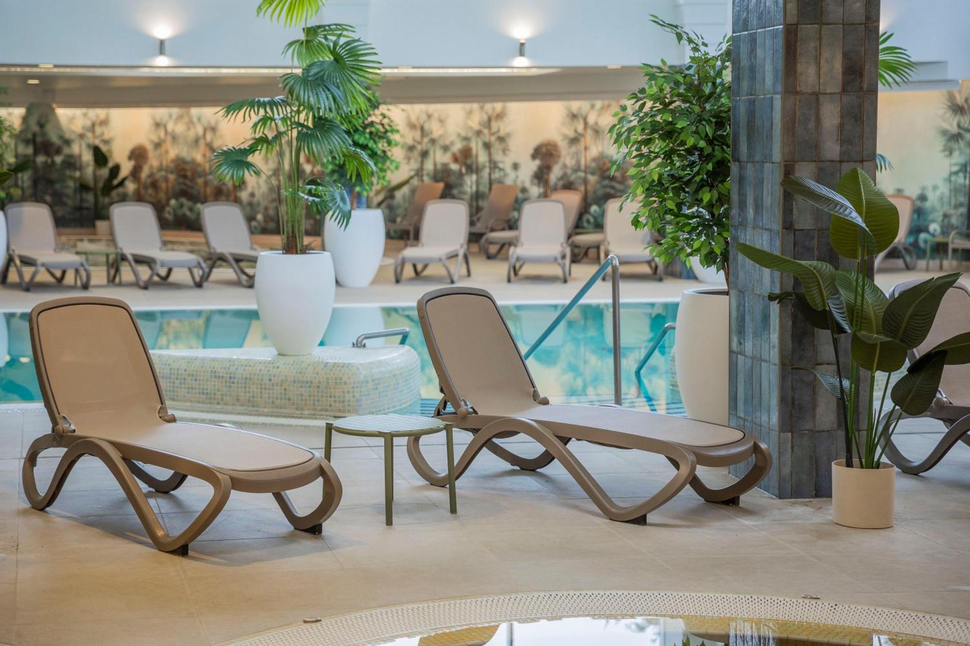 Hotel Atlantis Wellness & Conference Hajduszoboszlo Luaran gambar