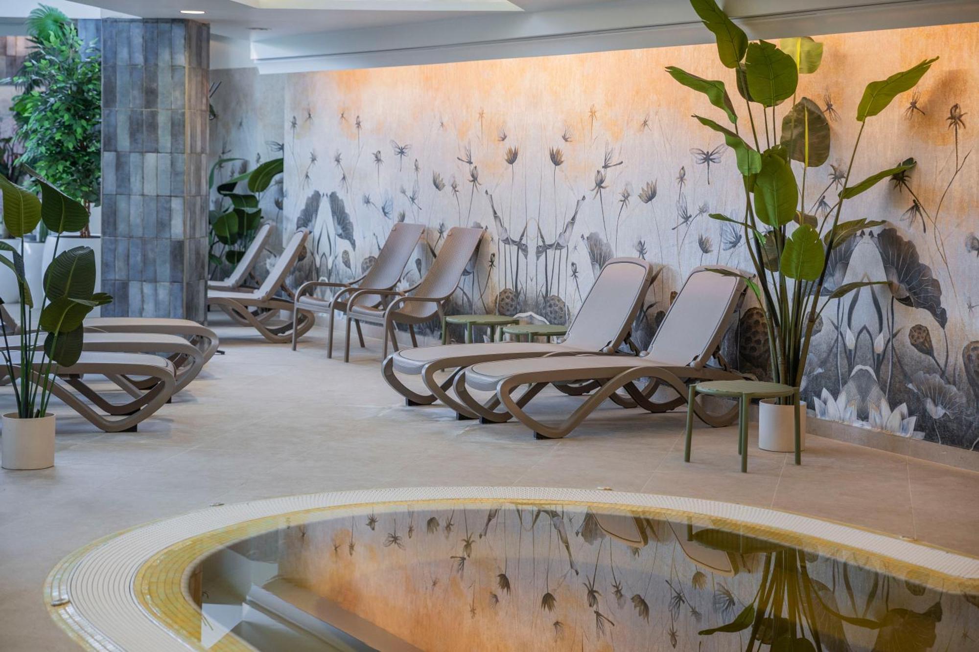 Hotel Atlantis Wellness & Conference Hajduszoboszlo Luaran gambar